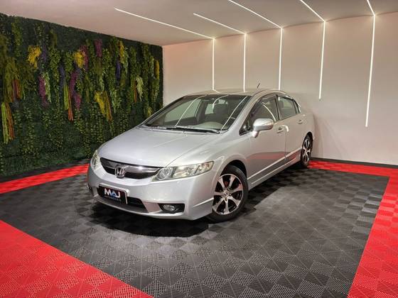 HONDA CIVIC 1.8 LXS 16V FLEX 4P AUTOMÁTICO